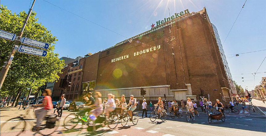 Object behandeld met K&ouml;lner Instacoll basislaag geel